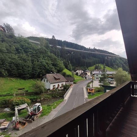 Haus Kremsbruecke Apartment Kremsbrucke ภายนอก รูปภาพ