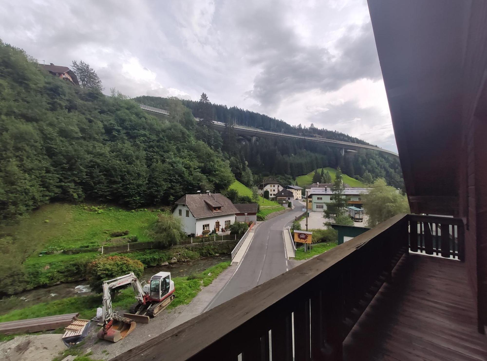 Haus Kremsbruecke Apartment Kremsbrucke ภายนอก รูปภาพ